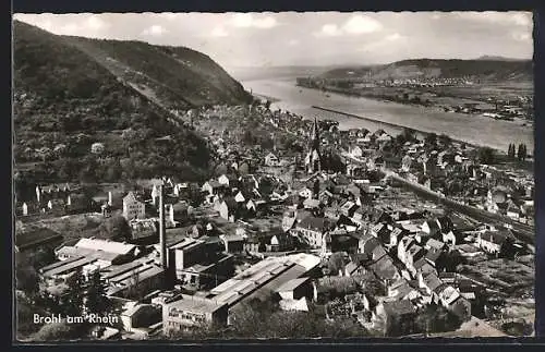 AK Brohl am Rhein, Teilansicht mit Kirche