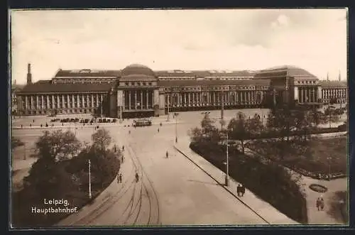 AK Leipzig, Hauptbahnhof mit Strassenpartie