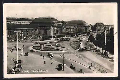 AK Leipzig, Hauptbahnhof mit Strassenbahn