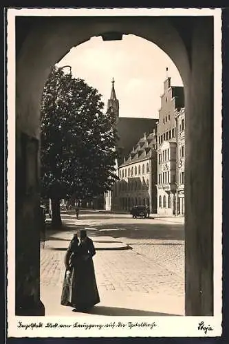 AK Ingolstadt, Blick vom Kreuzgang auf die Spitalkirche