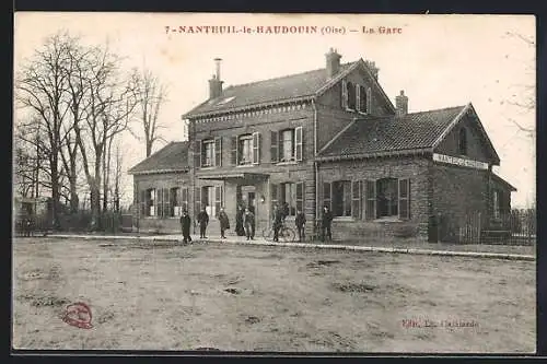 AK Nanteuil-le-Haudouin, La Gare