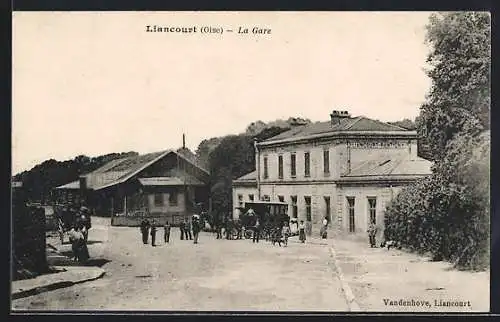 AK Liancourt /Oise, La Gare