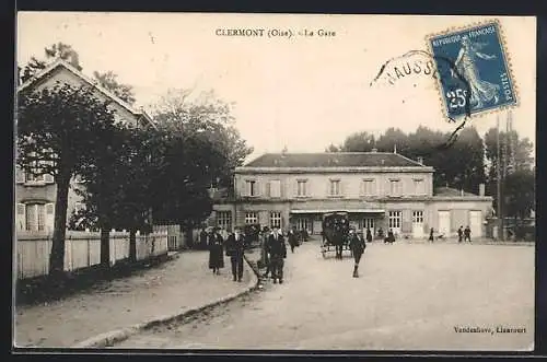 AK Clermont /Oise, La Gare