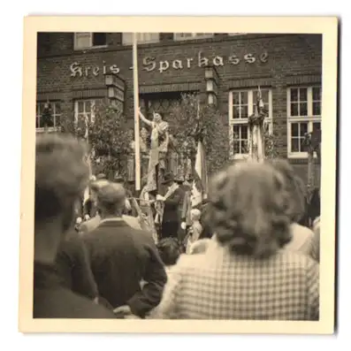 30 Fotografien unbekannter Fotograf, Ansicht Hannover-Anderten, Schützenfest, Festumzug, Volksfest, Siegerehrung uvm.