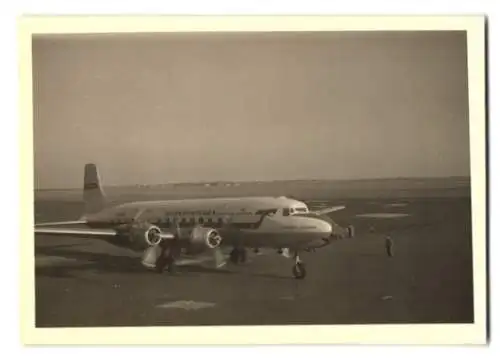 4 Fotografien Flughafen München-Riem, Flugzeuge der Air France, Scandinavian Airlines & British European Airways