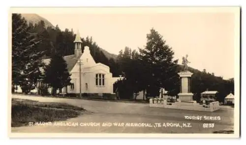 12 Fotografien unbekannter Fotograf, Ansicht Te Aroha / Neuseeland, Hotel Hazlewood, Hotel Ninemoa, Hot Springs Hotel