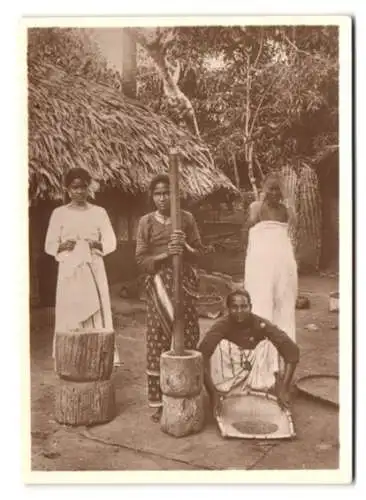 12 Fotografien Ansicht Colombo / Sri Lanka - Ceylon, Stadtansichten, Einheimische bei ihrem täglichen Leben