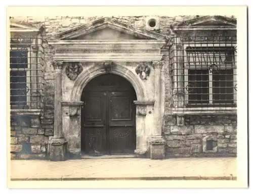 6 Fotografien Ansicht Erfurt, Erker in der Allerheiligenstr. 11, Michaeliskirche, Portal Michaelisstr. 38 und 10