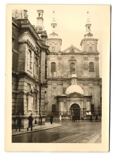 4 Fotografien Ansicht Krakau, Heilig-Kreuz Kirche, Strassnepartie mit Wachhaus, Hauptmarkt