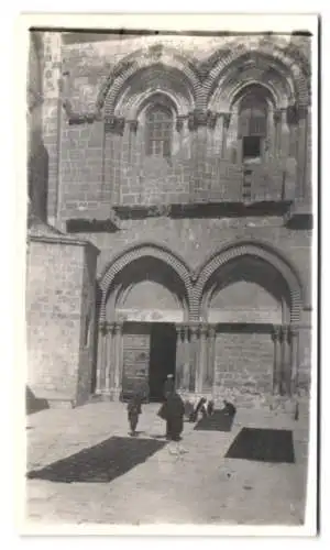 Fotografie unbekannter Fotograf, Ansicht Jerusalem, Portal der Grabeskirche