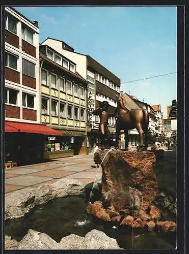 AK Heppenheim an der Bergstrasse, Fussgängerzone Friedrichstrasse mit Postreiterbrunnen