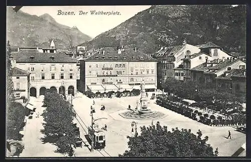 AK Bozen, Strassenbahn auf dem Waltherplatz