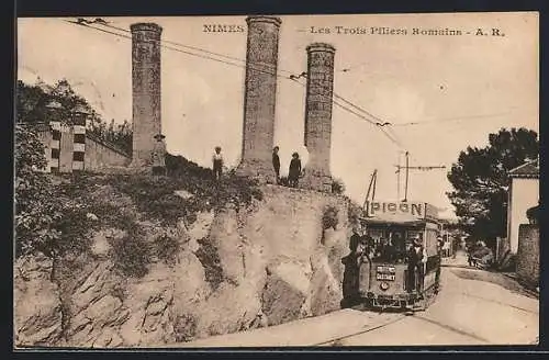 AK Nimes, Les Trois PIliers Romains, Strassenbahn