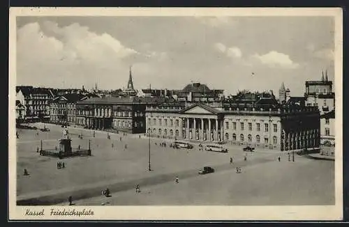 AK Kassel, Friedrichsplatz mit Denkmal