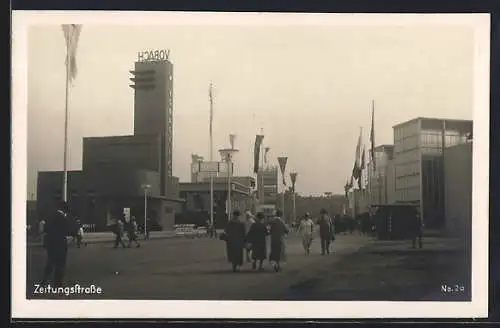 AK Köln, Pressa 1928, Blick in die Zeitungsstrasse