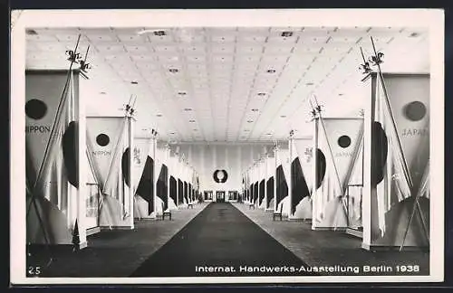 AK Berlin, Internationale Handwerks-Ausstellung 1938, Ausstellungshalle, Innenansicht