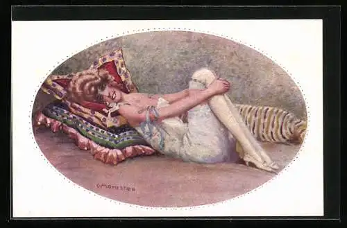 Künstler-AK C. Monestier: Dame in Lingerie lehnt sich auf Kissen zurück