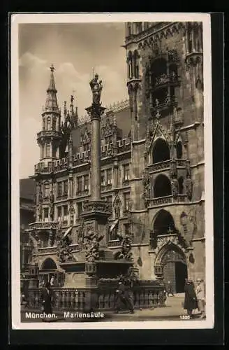 AK München, Mariensäule vor dem Rathaus