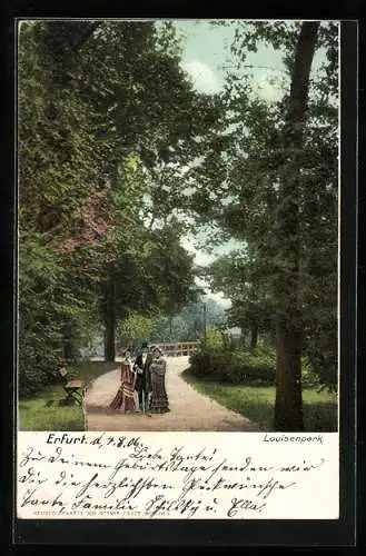 AK Erfurt, Spaziergänger im Louisenpark