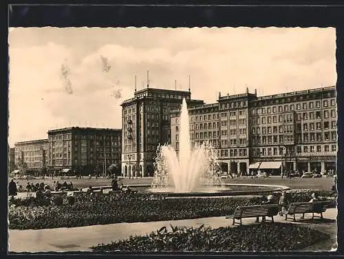 AK Magdeburg, Wasserspiel in der Wilhelm-Pieck-Allee