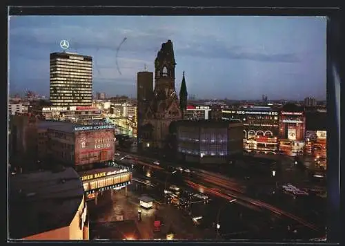 AK Berlin, Gedächtniskirche mit Europacenter am Abend