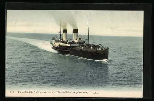 AK Boulogne-sur-Mer, Le Mabel-Grace en pleine mer