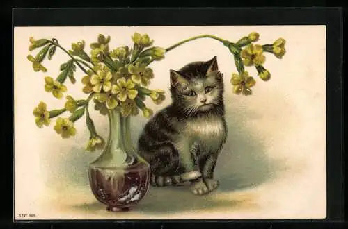 Präge-Lithographie Kleine Katze neben gläserner Blumenvase