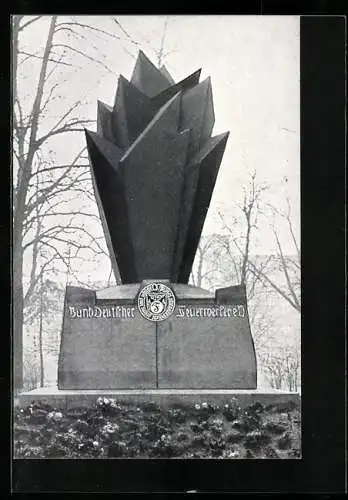 AK Berlin-Lichterfelde, Ehrenmal des Bundes Deutscher Feuer-Werker e. V.