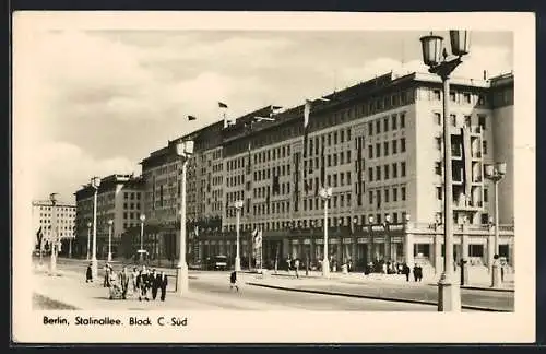 AK Berlin-Friedrichshain, Stalinallee Block C Süd