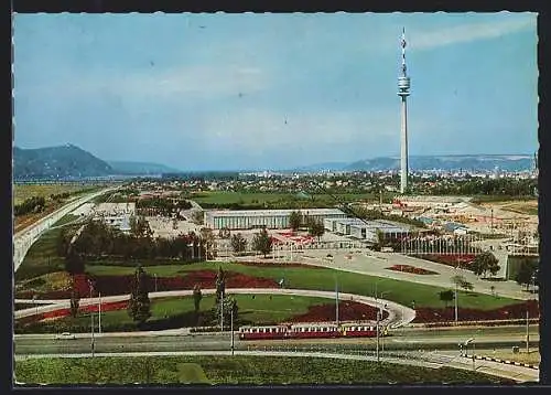 AK Wien, Donaupark mit Donauturm und Strassenbahn