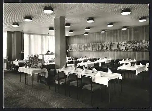 AK Dresden, Interhotel Prager Strasse, Haus Bastei, Restaurant, Innenansicht