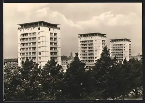 AK Halle /Saale, Hochhäuser in der Leninallee aus der Vogelschau