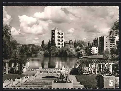 AK Berlin-Charlottenburg, Lietzenseepartie mit Hochhaus-Panorama