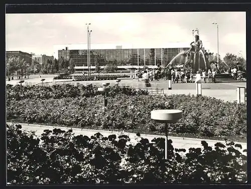 AK Berlin, Blick zum Palast der Republik