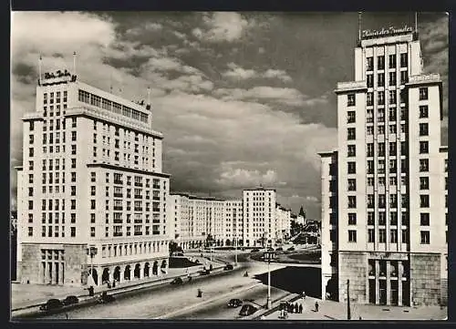 AK Berlin, Hochhäuser am Strausberger Platz