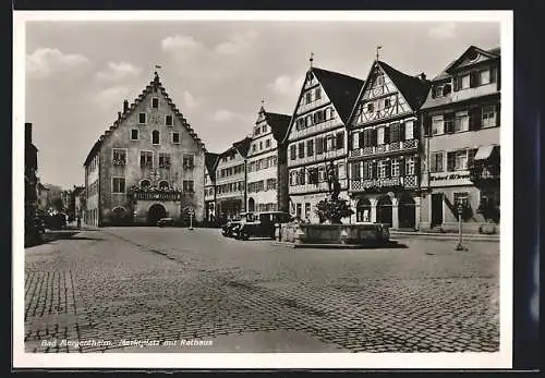 AK Bad Mergentheim, Marktplatz mit Engel-Apotheke und Rathaus