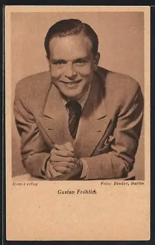 AK Schauspieler Gustav Fröhlich mit lächelndem Gesicht