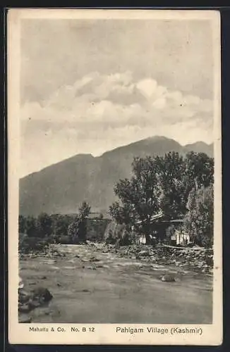 AK Pahlgam /Kashmir, Small village on the river bank