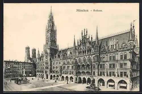 AK München, Blick aufs neue Rathaus, Strassenbahn