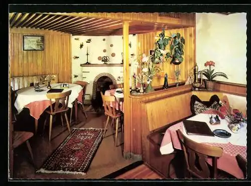 AK Rötenbach / Hochschwarzwald, Gasthof-Café zum Adler, Innenansicht