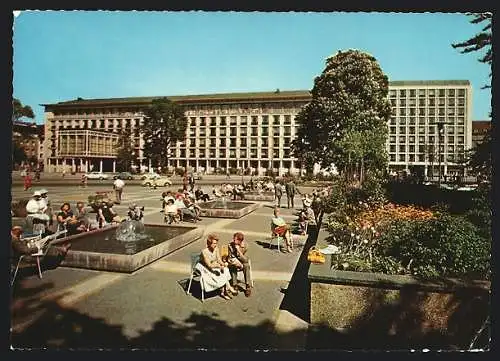 AK Hannover, Georgsplatz mit Brunnen