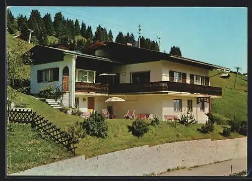 AK Hirschegg /Kleinwalsertal, Gästehaus Richard Schuster, Aussenansicht