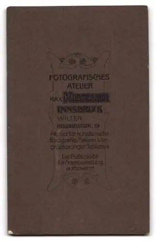 Fotografie Max Ketzler, Innsbruck, Heiliggeiststr. 9, Porträt eines Mannes mit Schnurrbart