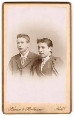 Fotografie Hause & Hofbauer, Suhl i.Thür., Mühlthorstr. 124 /25, Portrait eines jungen Paares