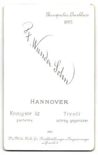 Fotografie F. Wunder Sohn, Hannover, Königstr. 52, Porträt eines Paares