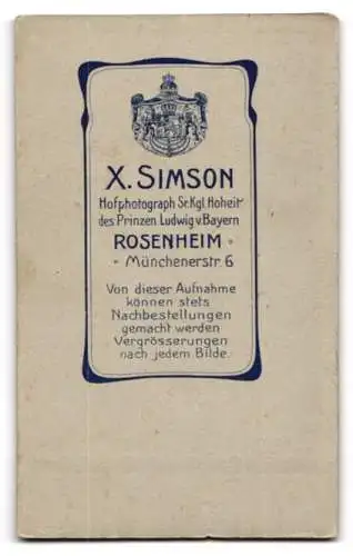 Fotografie X. Simson, Rosenheim, Münchenerstr. 6, Portrait eines eleganten Herrn