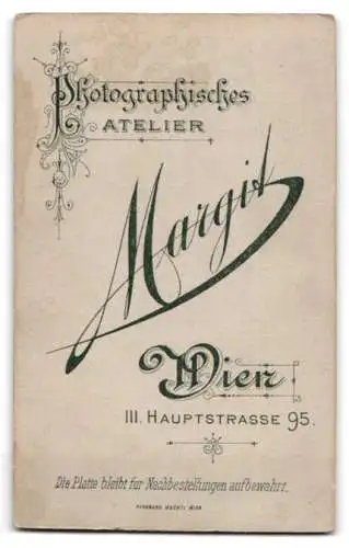 Fotografie Atelier Margit, Wien, III. Hauptstrasse 95, Porträt eines eleganten Herrn