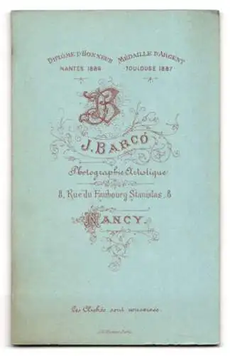 Fotografie J. Barcó, Nancy, Rue du Faubourg Stanislas 8, Portrait eines Herrn mit Koteletten