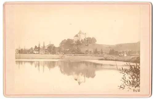 Fotografie Hans Bischoff, Memmingen / Bayern, Ansicht Grönenbach, Panorama mit Gewässer & Burg