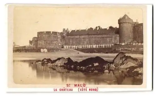 Fotografie unbekannter Fotograf, Ansicht St. Malo, Le Chateau (Cote Nord)